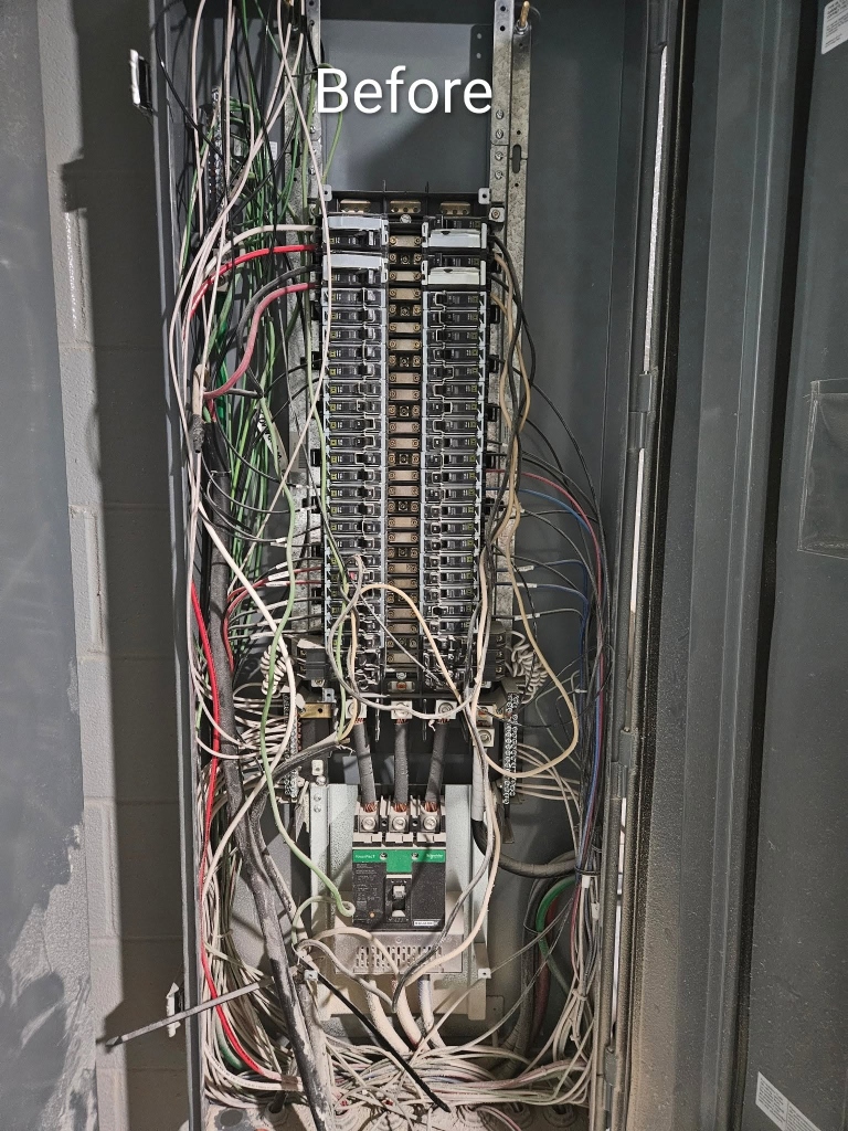 Obsolete panel wiring before restoration by Ultimate Electric LLC